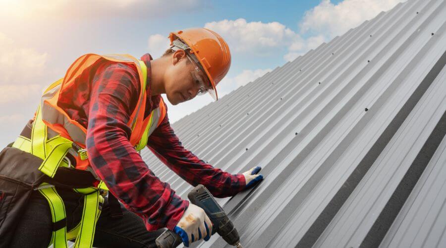 Professional residential roofers in Hustle, VA